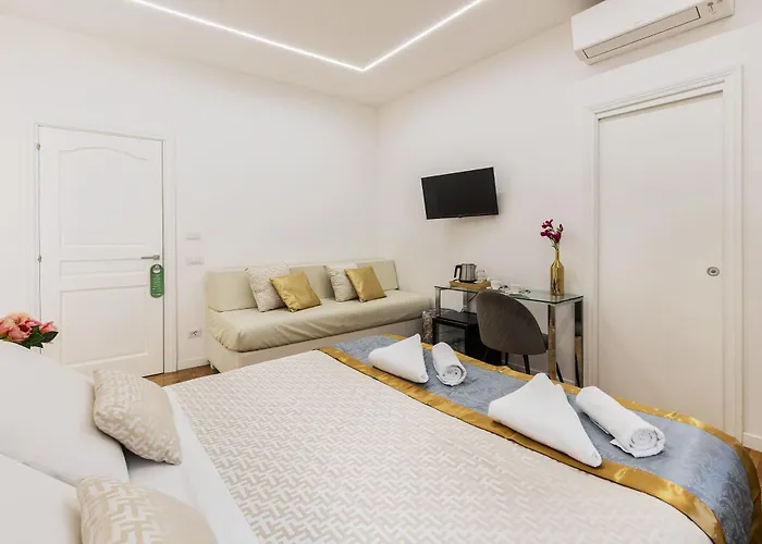 Navona Relais לינה וארוחת בוקר רומא