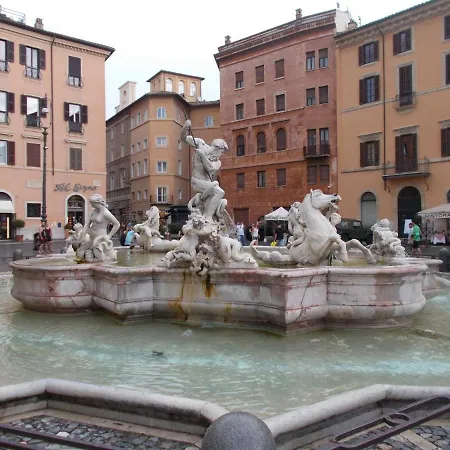 Navona Relais Nocleg ze śniadaniem 4*