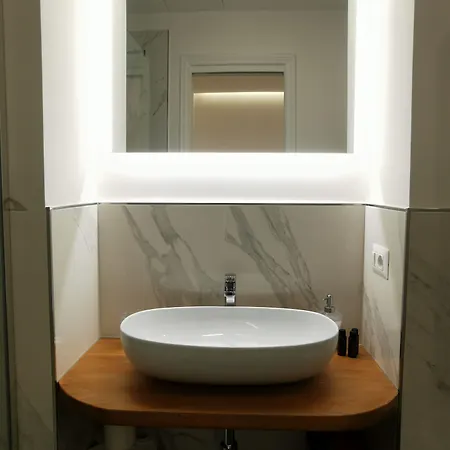 Nocleg ze śniadaniem Navona Relais 4*